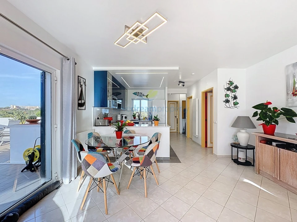 Apartamento T1 para Venda em Albufeira e Olhos de Água Foto 1
