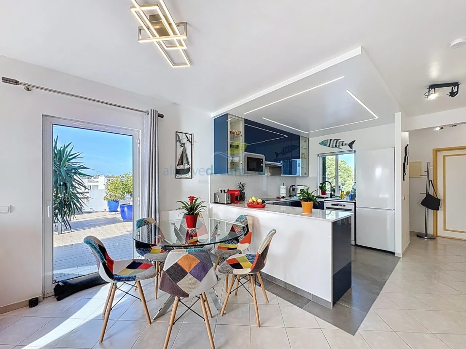 Apartamento T1 para Venda em Albufeira e Olhos de Água Foto 2