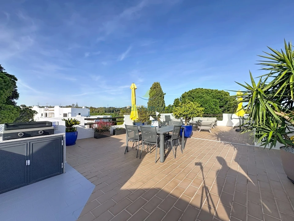 Apartamento T1 para Venda em Albufeira e Olhos de Água Foto 21
