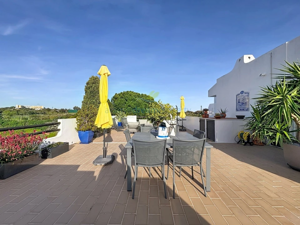Apartamento T1 para Venda em Albufeira e Olhos de Água Foto 22