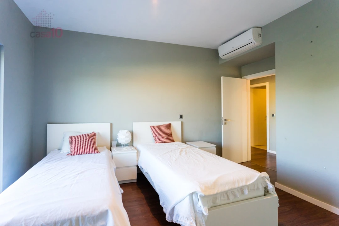 Apartamento T4 para Venda em São Francisco Foto 24