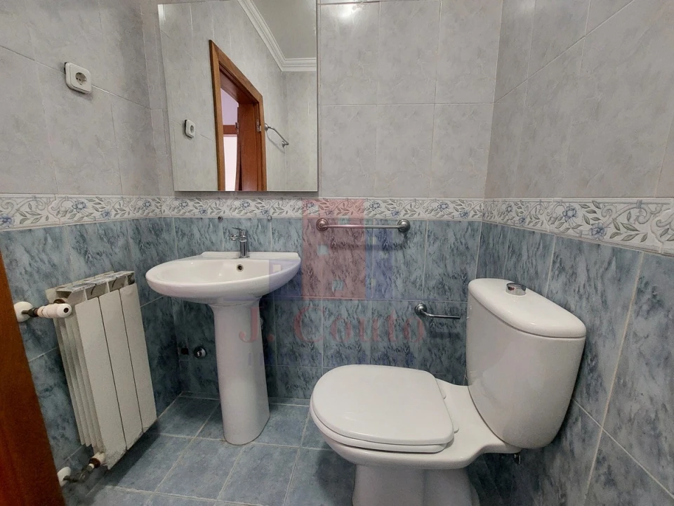 Apartamento T2 para Venda em Caldas da Rainha - Santo Onofre e Serra do Bouro Foto 9