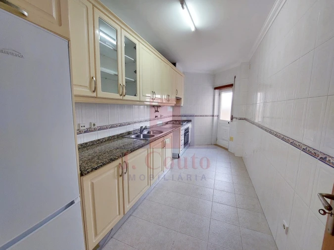 Apartamento T2 para Venda em Caldas da Rainha - Santo Onofre e Serra do Bouro Foto 13