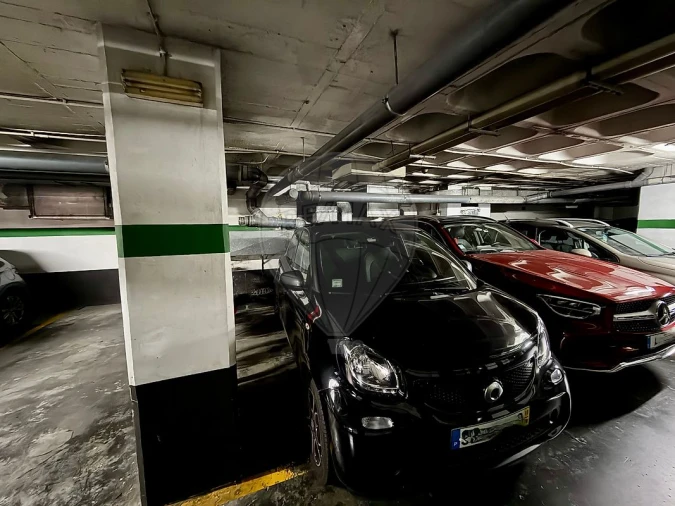 Garagem para Venda em Avenidas Novas Foto 10