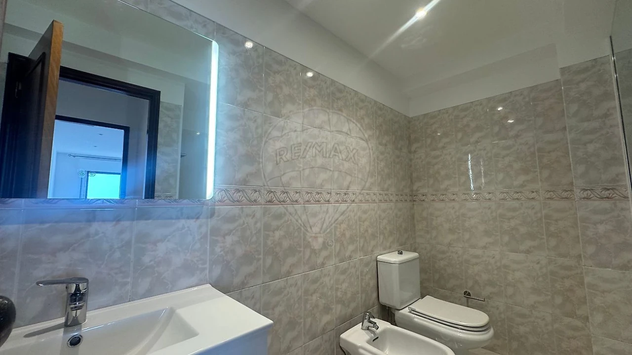 Apartamento T2 para Arrendamento em Cacém e São Marcos Foto 30