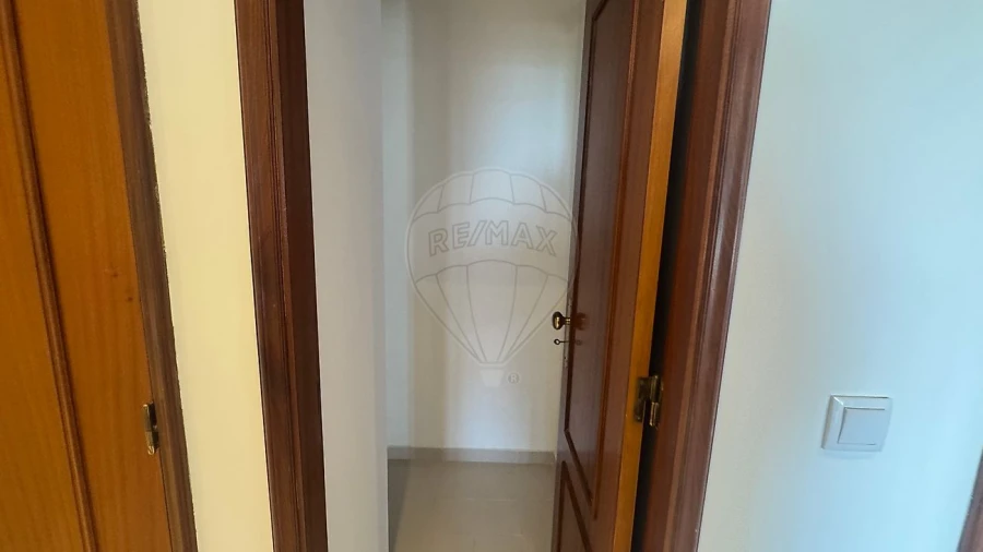 Apartamento T2 para Arrendamento em Cacém e São Marcos Foto 32