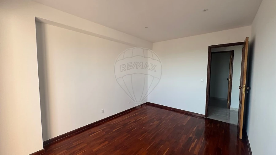 Apartamento T2 para Arrendamento em Cacém e São Marcos Foto 22