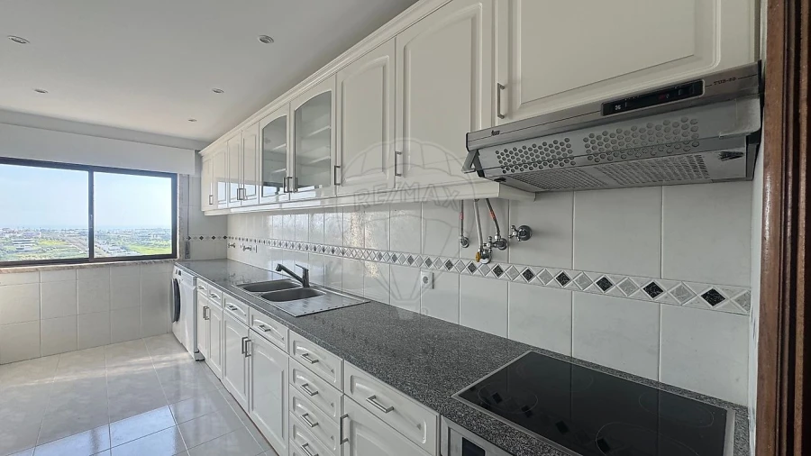 Apartamento T2 para Arrendamento em Cacém e São Marcos Foto 5