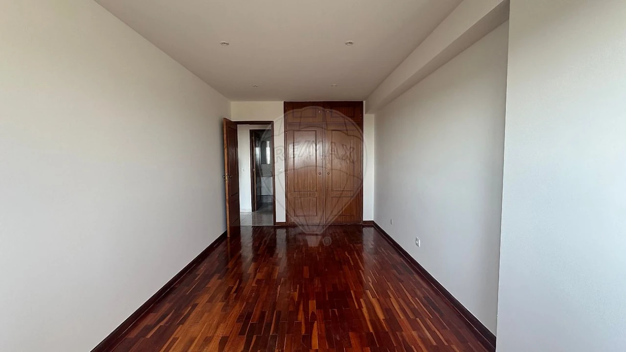 Apartamento T2 para Arrendamento em Cacém e São Marcos Foto 25