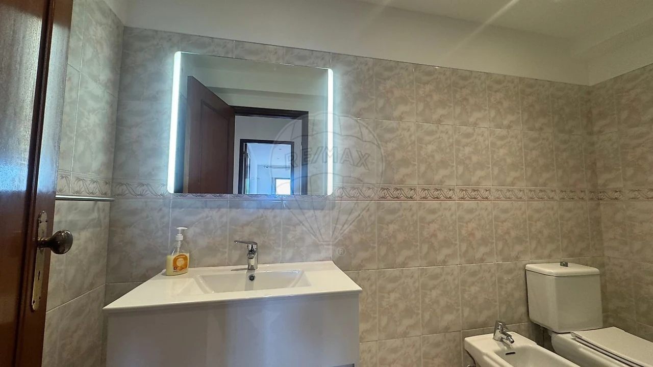 Apartamento T2 para Arrendamento em Cacém e São Marcos Foto 29