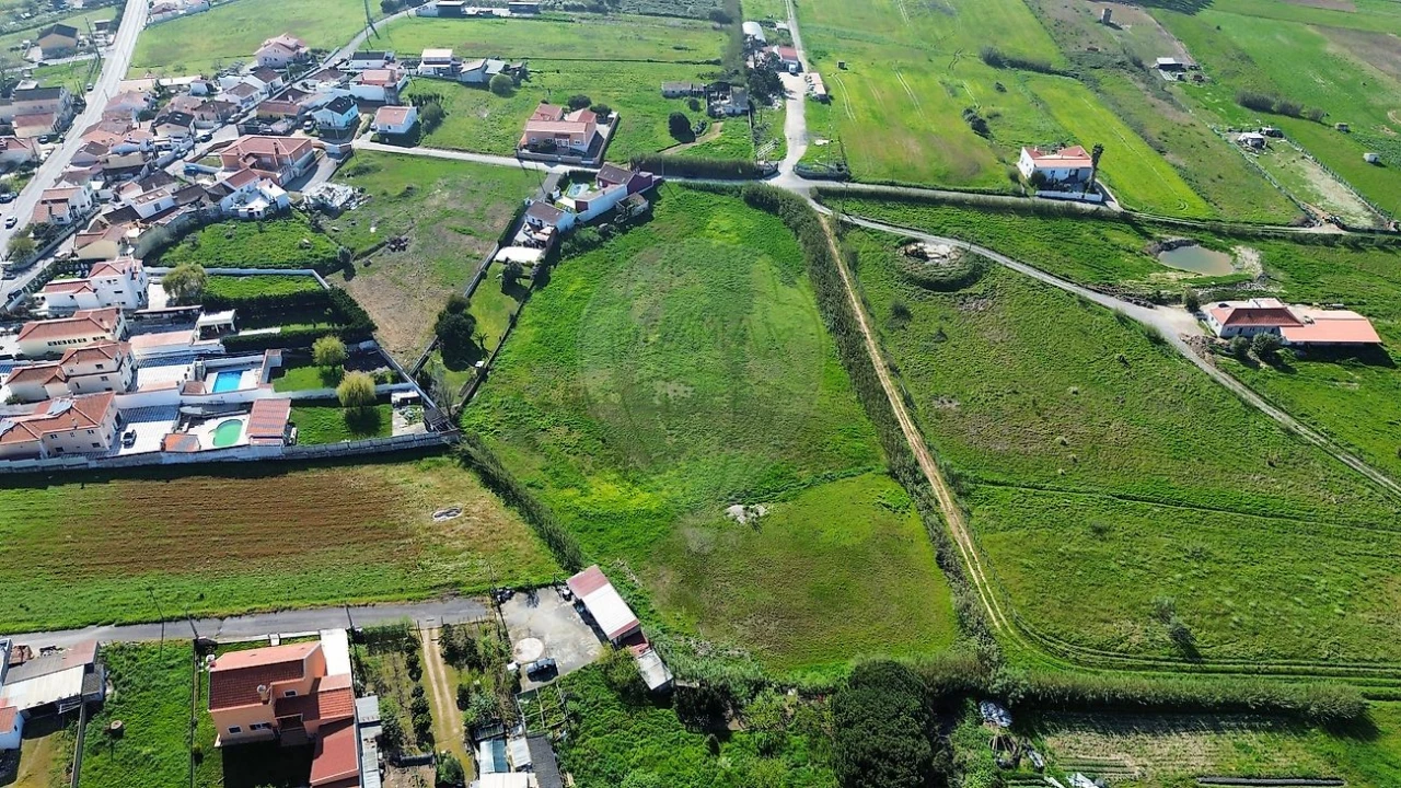 Terreno para Venda em A dos Cunhados e Maceira Foto 4