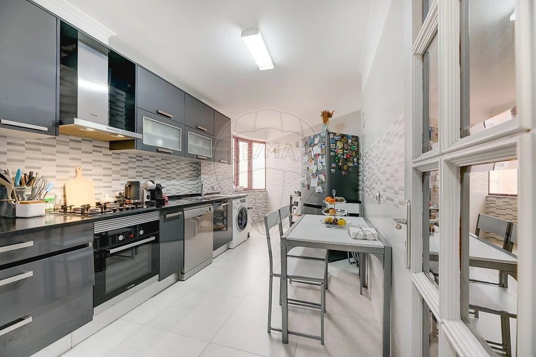 Apartamento T2 para Venda em Vialonga Foto 7