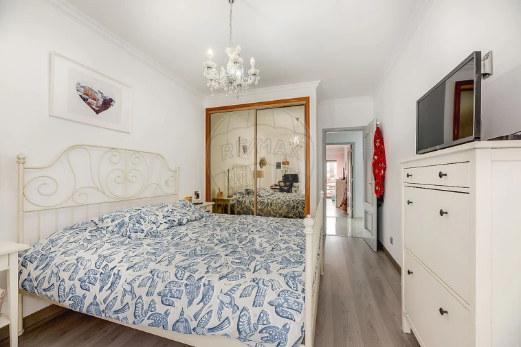 Apartamento T2 para Venda em Vialonga Foto 16