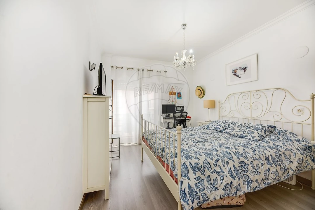 Apartamento T2 para Venda em Vialonga Foto 15