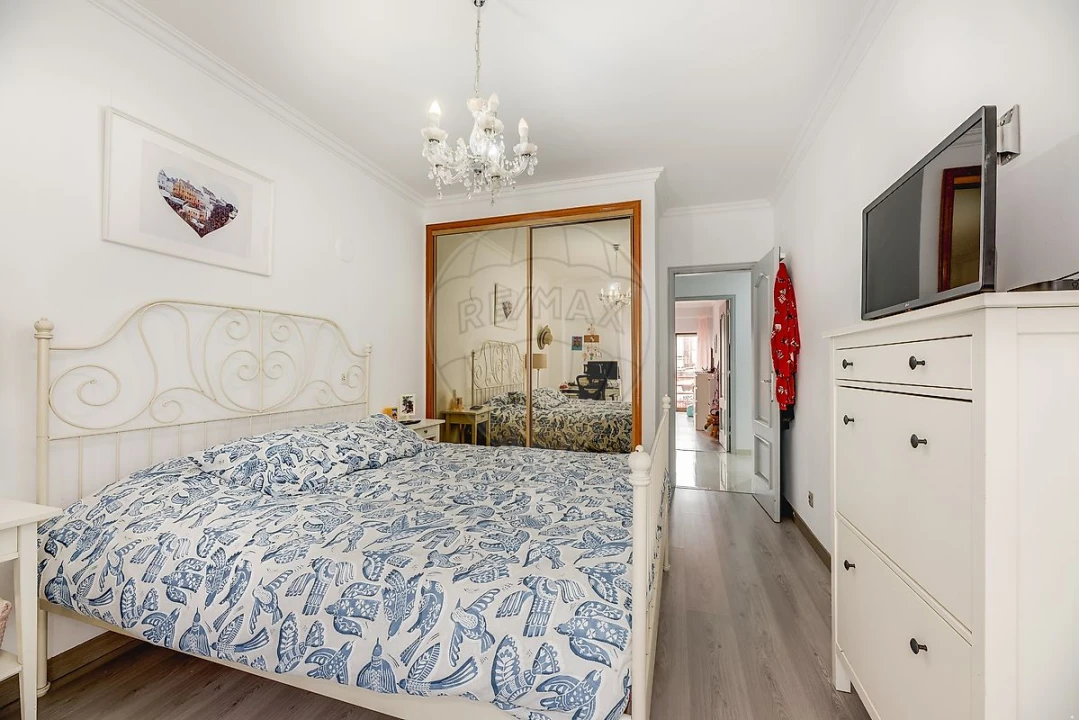 Apartamento T2 para Venda em Vialonga Foto 16