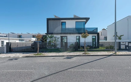 Moradia T3 para Venda em Setubal (São Sebastião)