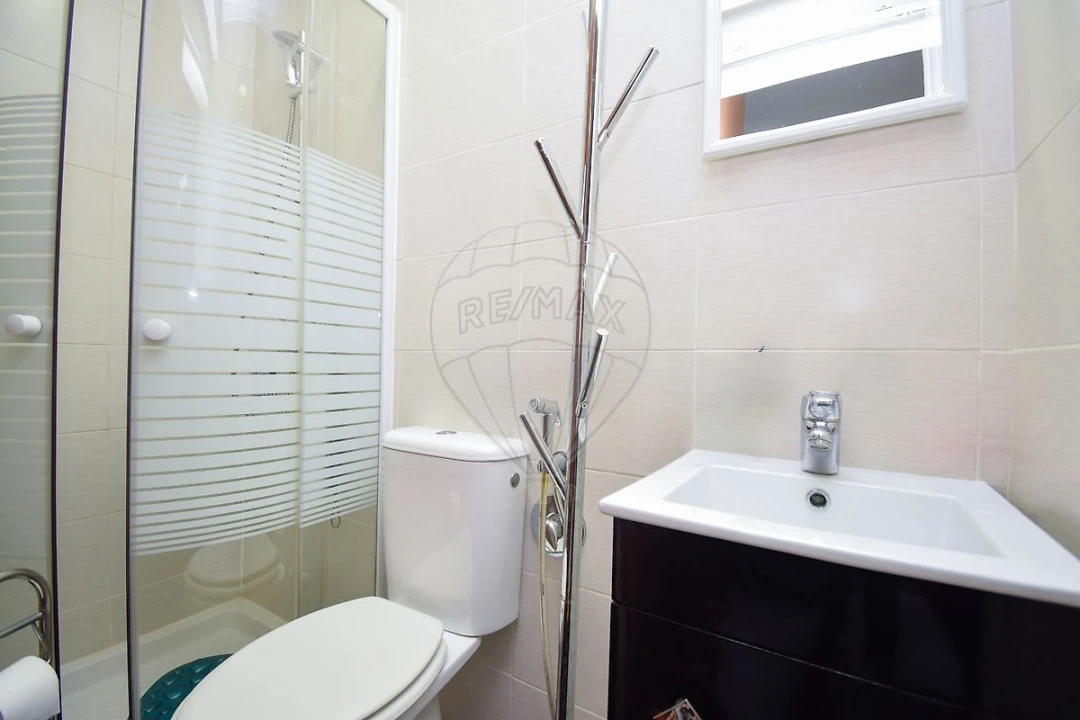 Apartamento T3 para Venda em Póvoa de Santo Adrião e Olival Basto Foto 16