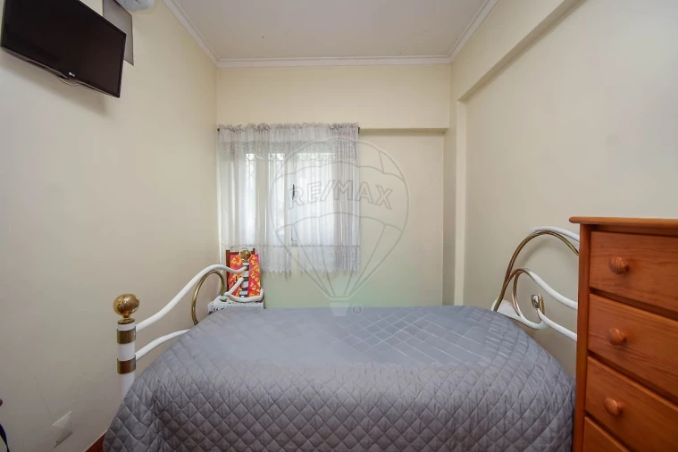 Apartamento T3 para Venda em Póvoa de Santo Adrião e Olival Basto Foto 14