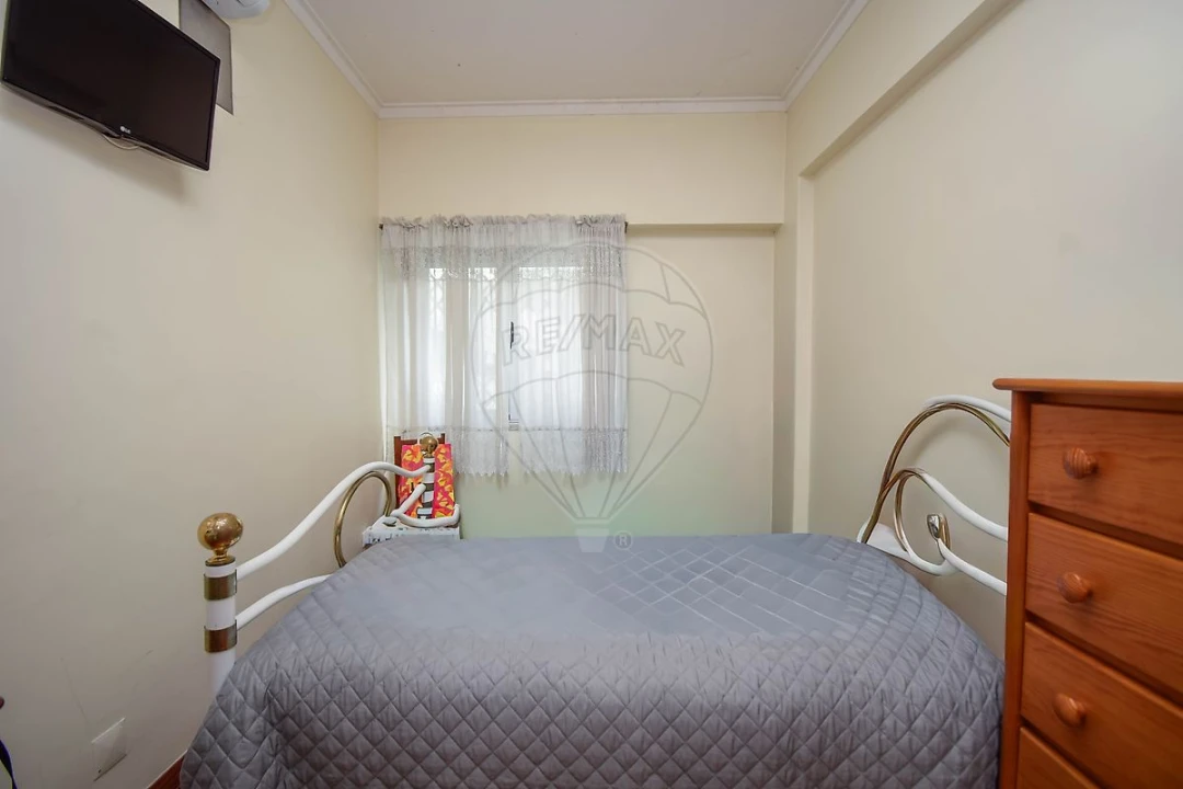 Apartamento T3 para Venda em Póvoa de Santo Adrião e Olival Basto Foto 14