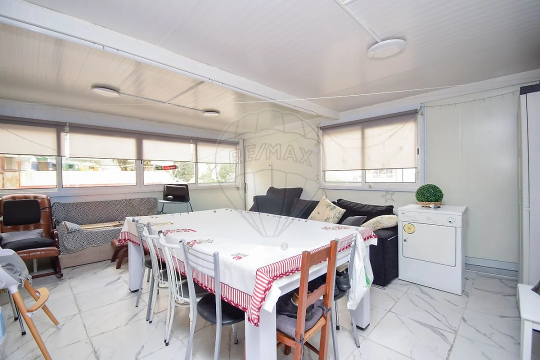 Apartamento T3 para Venda em Póvoa de Santo Adrião e Olival Basto Foto 17