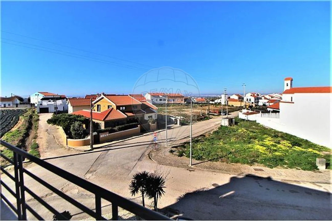 Apartamento T2 para Venda em Atouguia da Baleia Foto 9