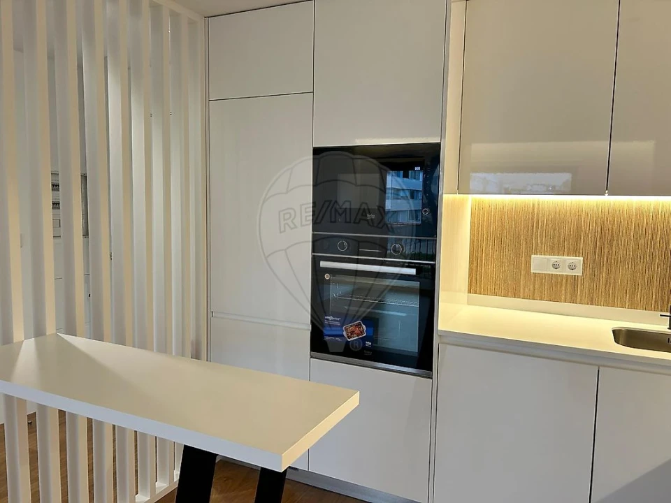 Apartamento T2 para Arrendamento em Glória e Vera Cruz Foto 5