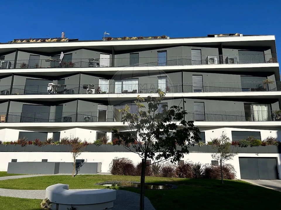 Apartamento T2 para Arrendamento em Glória e Vera Cruz Foto 13