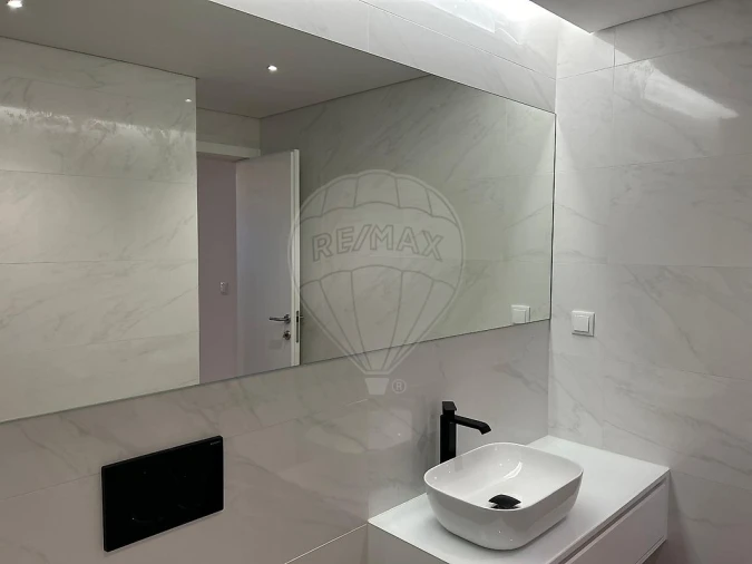 Apartamento T2 para Arrendamento em Glória e Vera Cruz Foto 3