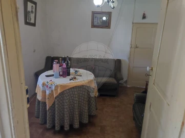 Moradia T6 para Venda em Envendos