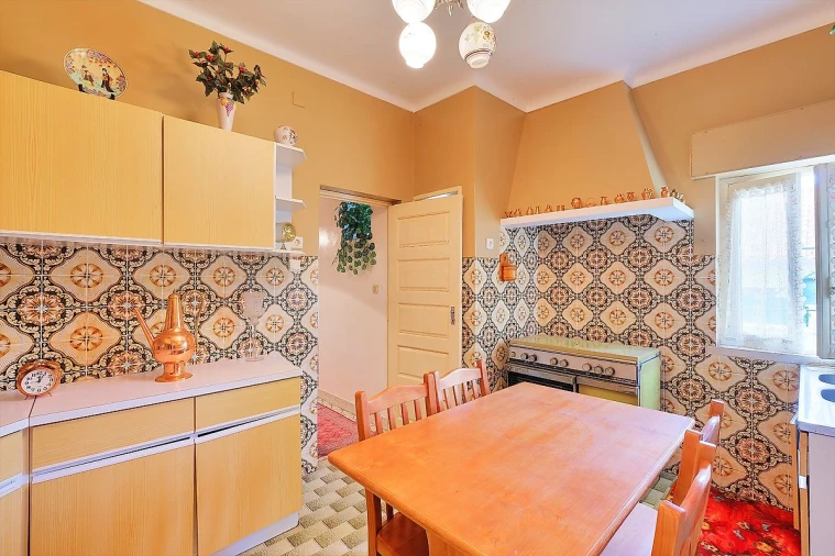 Moradia T6 para Venda em Zibreira Foto 2