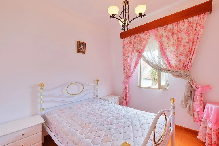 Moradia T6 para Venda em Zibreira Foto 10