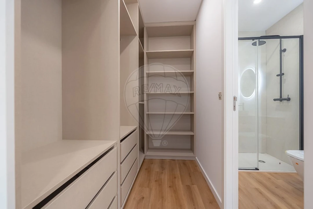 Moradia T4 para Venda em Cernache Foto 28