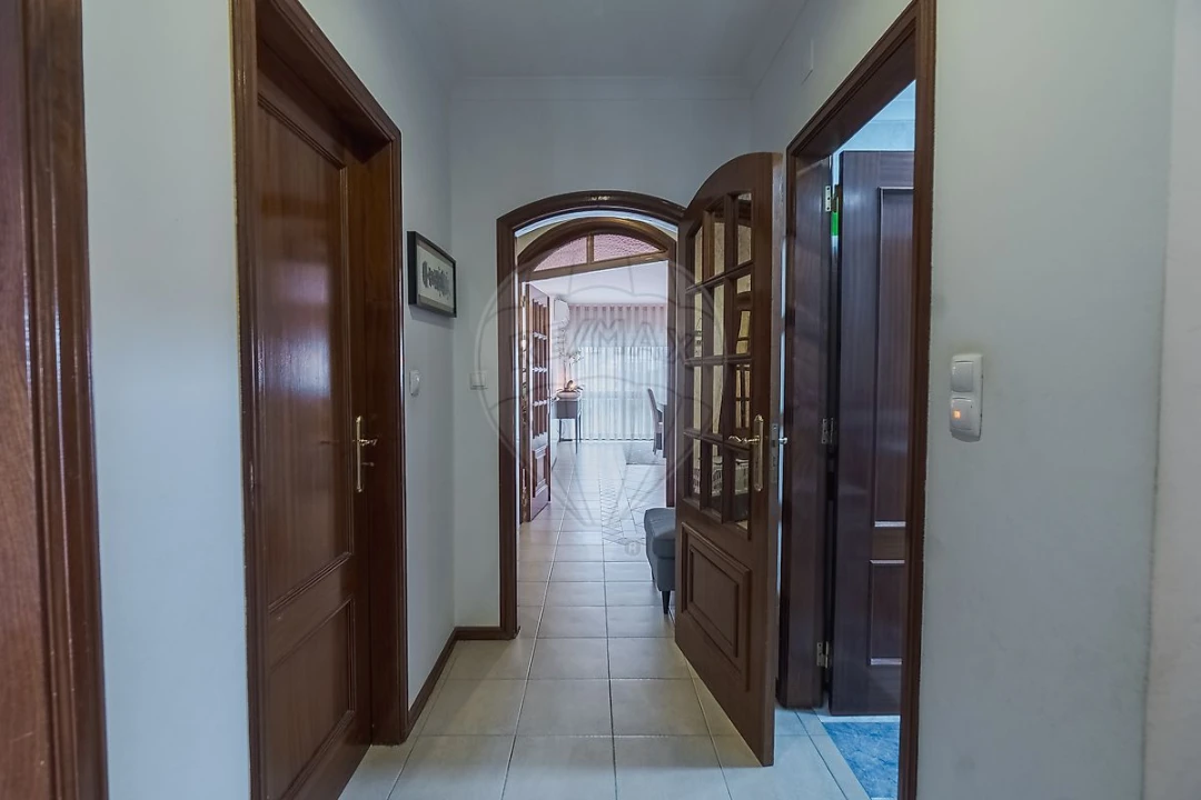 Apartamento T3 para Venda em Massamá e Monte Abraão Foto 14