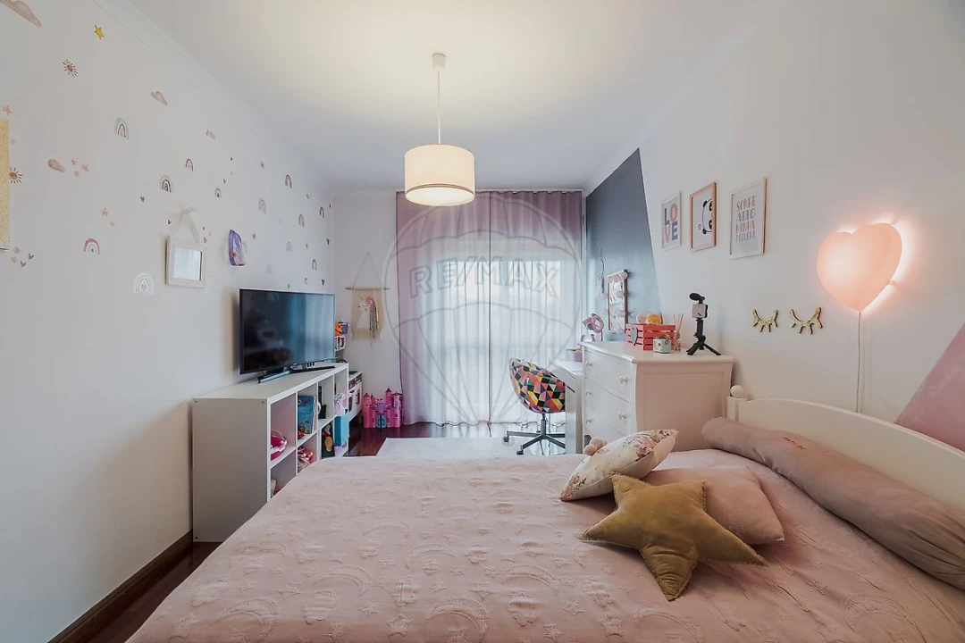 Apartamento T3 para Venda em Massamá e Monte Abraão Foto 21