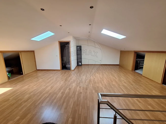 Apartamento T2 para Venda em Madalena Foto 22