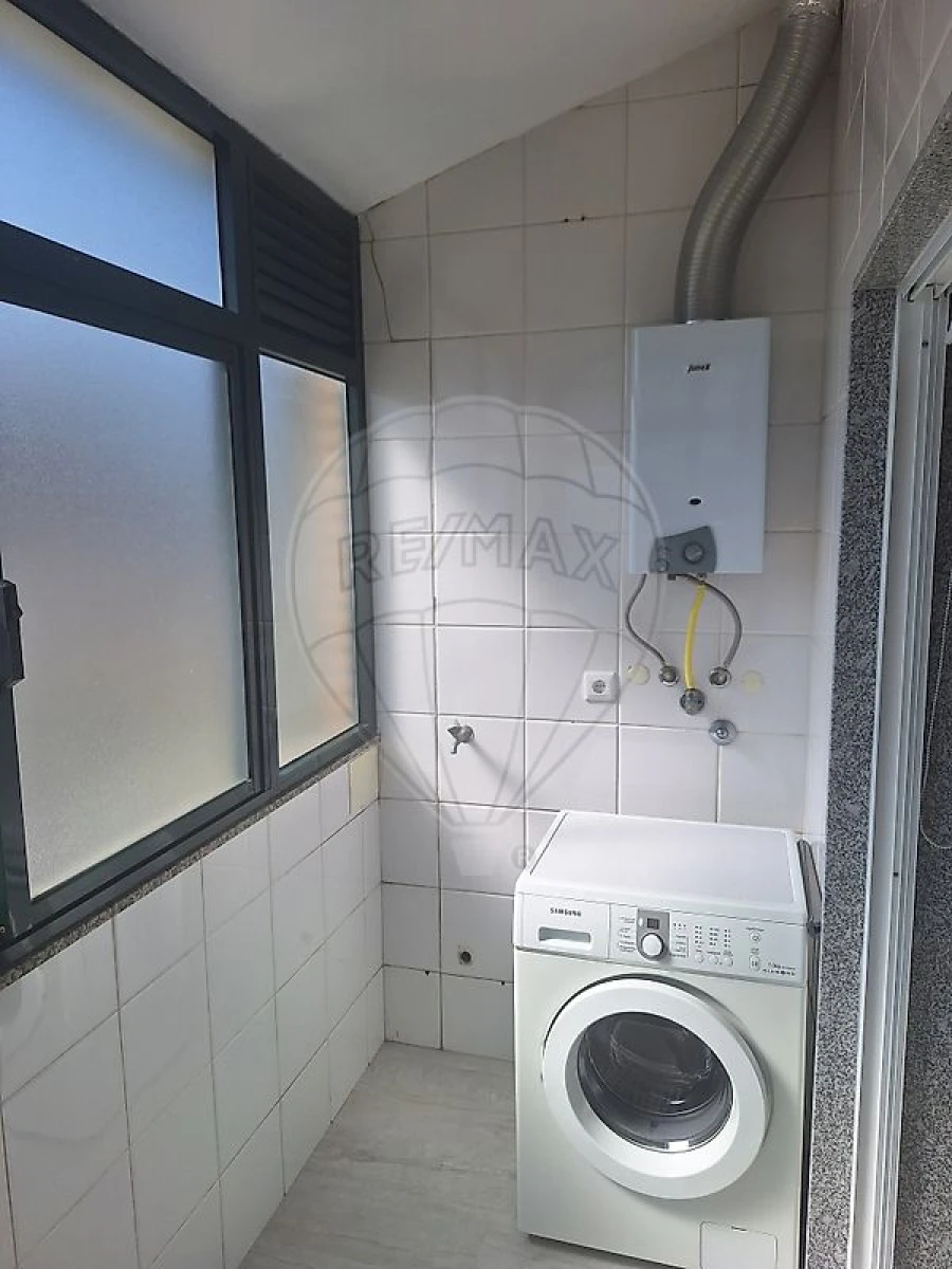 Apartamento T2 para Venda em Madalena Foto 7