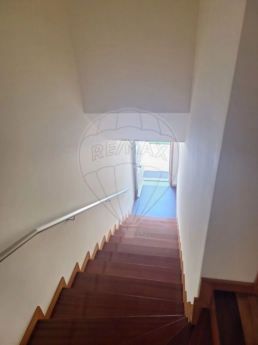 Apartamento T2 para Venda em Madalena Foto 2