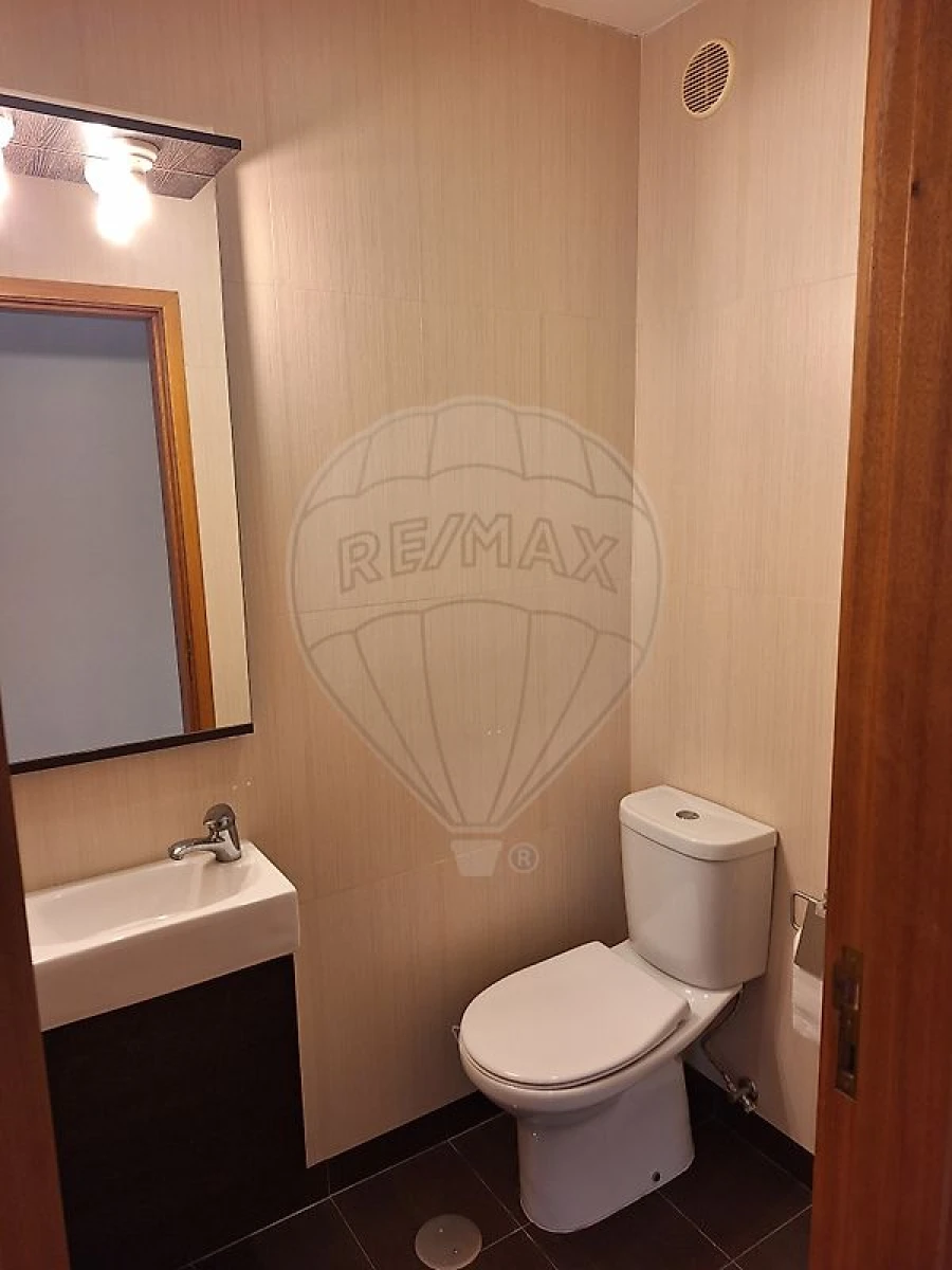 Apartamento T2 para Venda em Madalena Foto 21