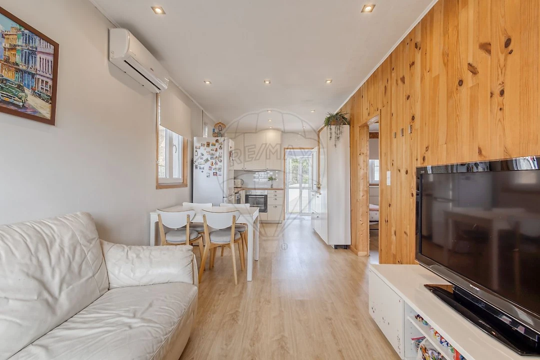 Moradia T4 para Venda em Madalena Foto 8