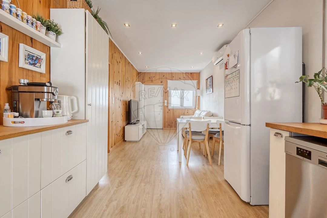 Moradia T4 para Venda em Madalena Foto 11