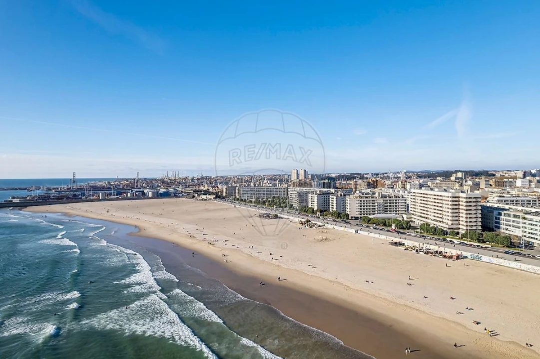 Apartamento T5 para Venda em Matosinhos e Leça da Palmeira Foto 35