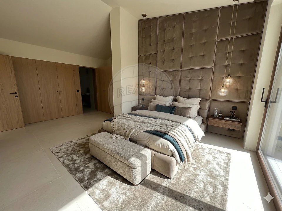 Apartamento T5 para Venda em Matosinhos e Leça da Palmeira Foto 3