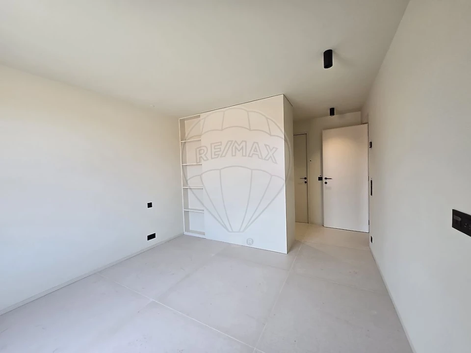 Apartamento T5 para Venda em Matosinhos e Leça da Palmeira Foto 21