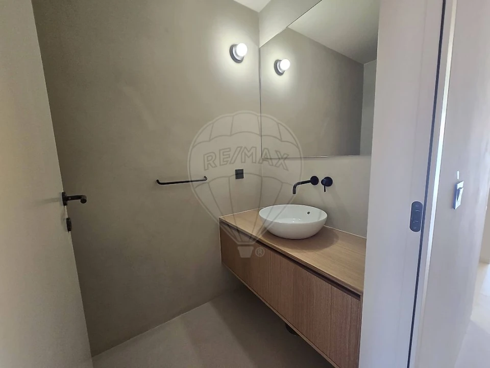 Apartamento T5 para Venda em Matosinhos e Leça da Palmeira Foto 14