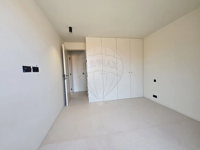 Apartamento T5 para Venda em Matosinhos e Leça da Palmeira Foto 18