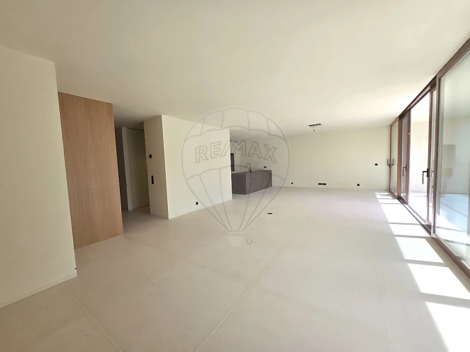 Apartamento T5 para Venda em Matosinhos e Leça da Palmeira Foto 8