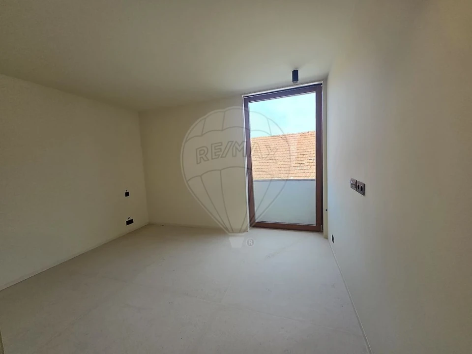 Apartamento T5 para Venda em Matosinhos e Leça da Palmeira Foto 17