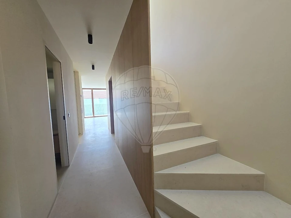 Apartamento T5 para Venda em Matosinhos e Leça da Palmeira Foto 24