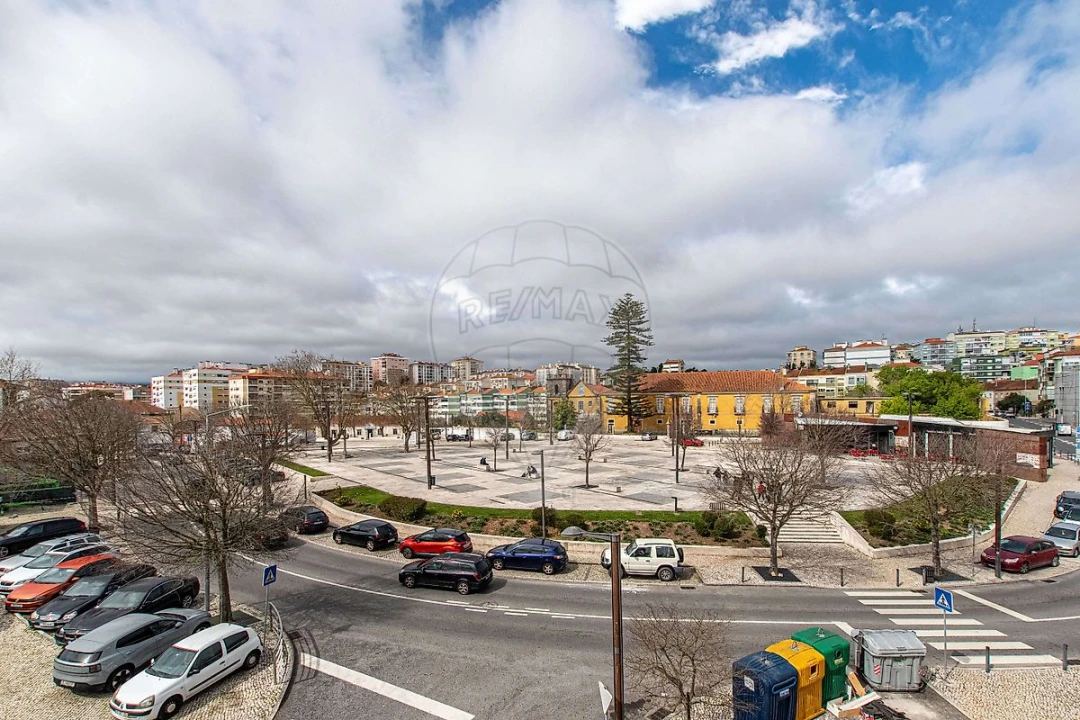 Apartamento T2 para Venda em Cacém e São Marcos Foto 16
