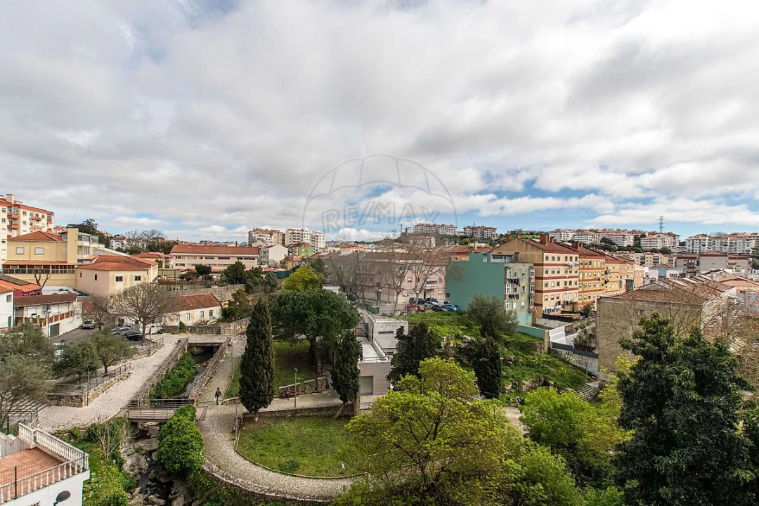 Apartamento T2 para Venda em Cacém e São Marcos Foto 17